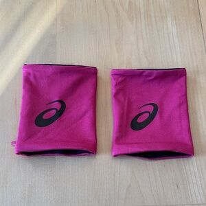 Asics Fuchsia Wristbands with Pocket